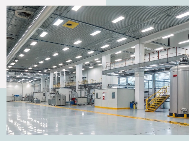 Освещение ангаров в Новом Уренгое от 624 руб. - Эффективные решения